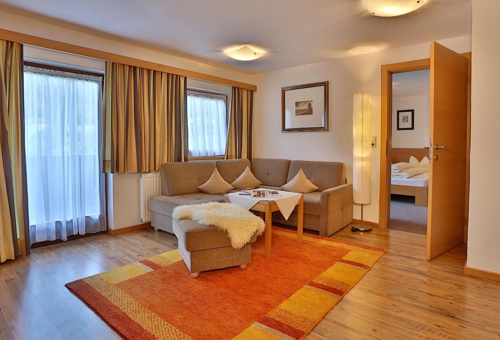 Apartmenthaus Joerg Serfaus Szoba fotó