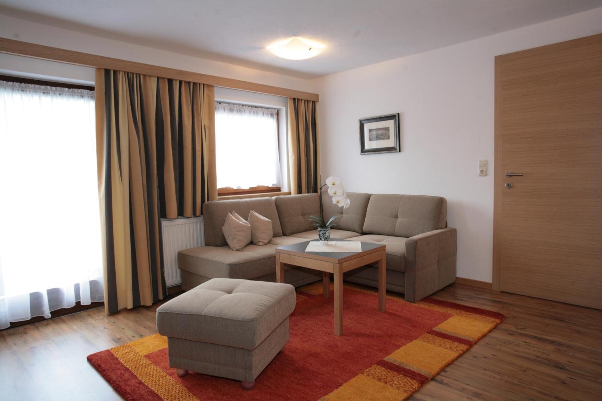Apartmenthaus Joerg Serfaus Szoba fotó